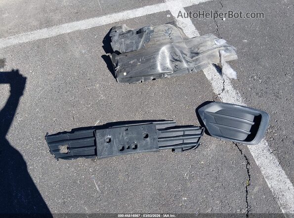 KL7CJLSB7KB849461 2019 CHEVROLET TRAX White Instrument cluster view