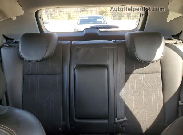 KL7CJLSB8MB313640 2021 CHEVROLET TRAX Red Հետևի նստատեղերի տեսք