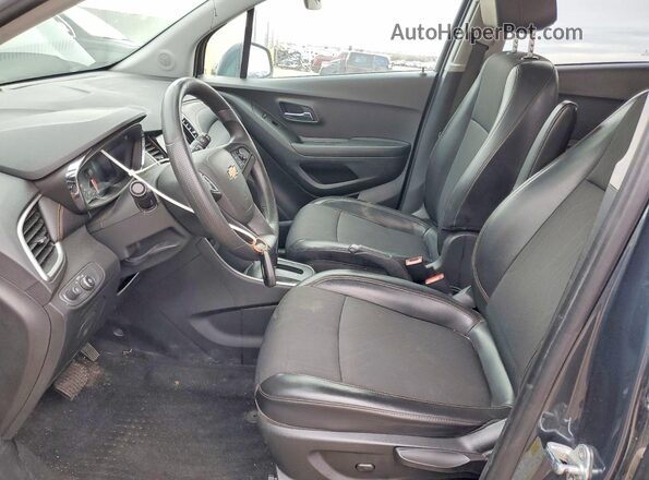 KL7CJLSM1MB368707 2021 CHEVROLET TRAX Угольный Вид салона спереди