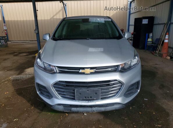 KL7CJNSB2MB349495 2021 CHEVROLET TRAX Silver Դիմացի տեսք