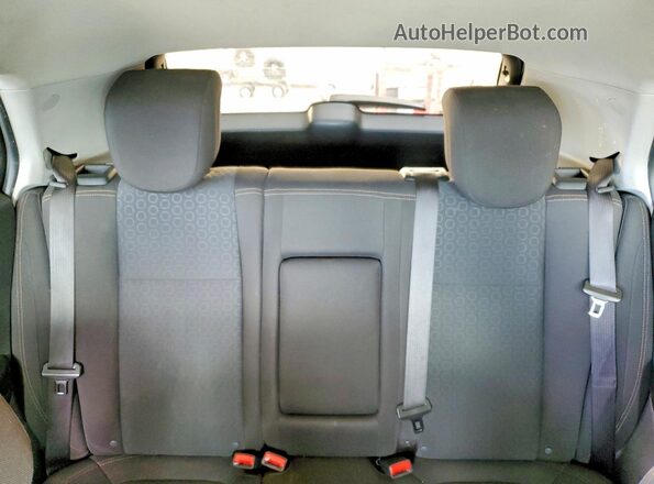 KL7CJNSB2MB349495 2021 CHEVROLET TRAX Silver Հետևի նստատեղերի տեսք