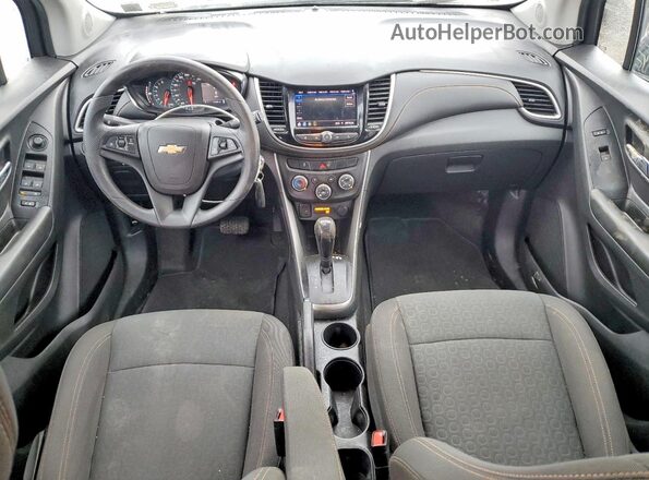 KL7CJNSB3MB352390 2021 CHEVROLET TRAX Blue Dashboard view