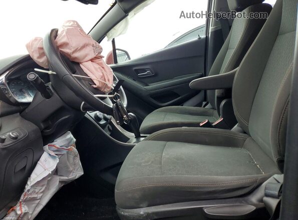 KL7CJNSM5MB366759 2021 CHEVROLET TRAX Red Սալոնի դիմացի տեսք