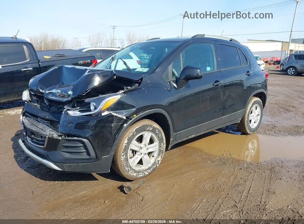 KL7CJPSB2MB345023 2021 CHEVROLET TRAX Black Front left