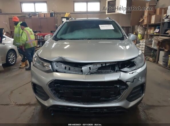 KL7CJPSB3MB324424 2021 CHEVROLET TRAX Серебряный Вид щитка приборов