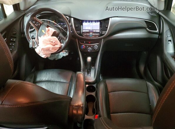 KL7CJPSB6MB320237 2021 CHEVROLET TRAX Gray Widok deski rozdzielczej