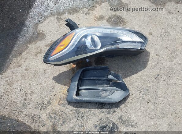 KL7CJPSB8JB601208 2018 CHEVROLET TRAX White Widok zestawu wskaźników