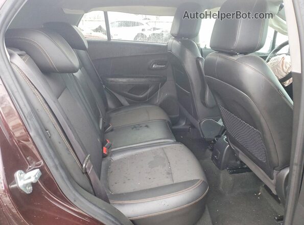 KL7CJPSM1MB363840 2021 CHEVROLET TRAX Purple Rear seats view