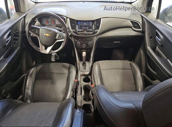 KL7CJPSM1NB532644 2022 CHEVROLET TRAX Black Առջևի վահանակի տեսք