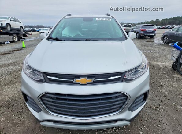 KL7CJPSM3MB368960 2021 CHEVROLET TRAX Silver Front view