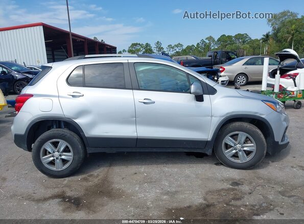 KL7CJPSM5MB370998 2021 CHEVROLET TRAX Серебряный Панорамный вид салона 360°