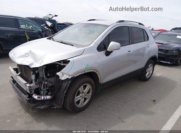 KL7CJPSM5NB567915 2022 CHEVROLET TRAX Silver Передня ліва чверть