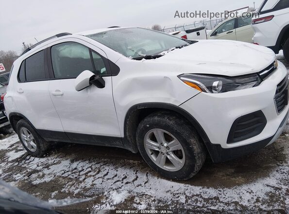 KL7CJPSM6MB366538 2021 CHEVROLET TRAX Белый Вид задней части салона