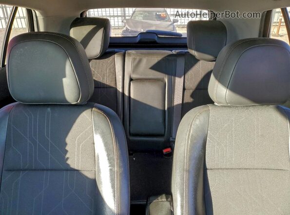 KL7CJPSMXNB546915 2022 CHEVROLET TRAX White უკანა სავარძლების ხედი