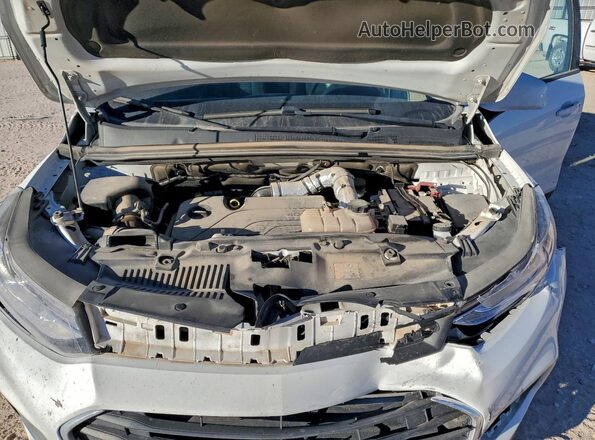 KL7CJPSMXNB546915 2022 CHEVROLET TRAX White ძრავის განყოფილების ხედი