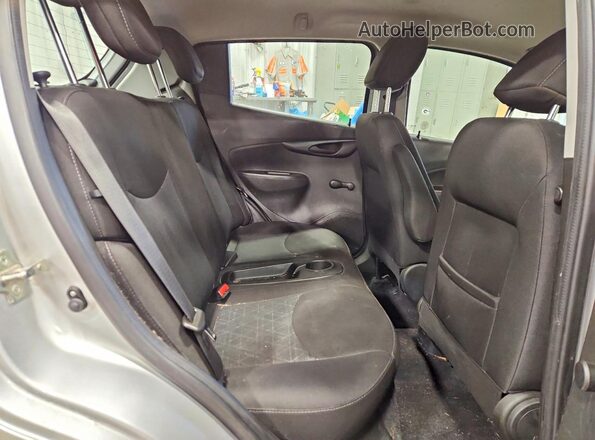 KL8CB6SA5KC742257 2019 CHEVROLET SPARK Серебряный 