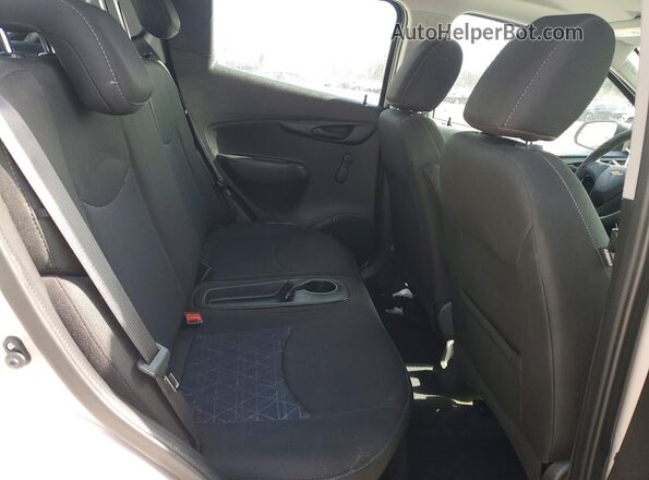 KL8CB6SA7MC731165 2021 CHEVROLET SPARK Cream Rear seats view
