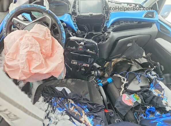 KL8CD6SA0JC447589 2018 CHEVROLET SPARK Blue Առջևի վահանակի տեսք