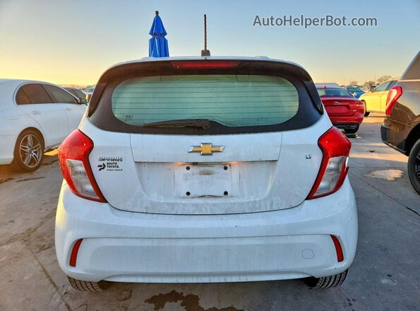 KL8CD6SA1MC715084 2021 CHEVROLET SPARK White Widok z tyłu