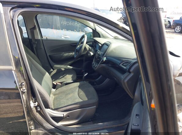 KL8CD6SA9KC726556 2019 CHEVROLET SPARK Black Вид салону спереду