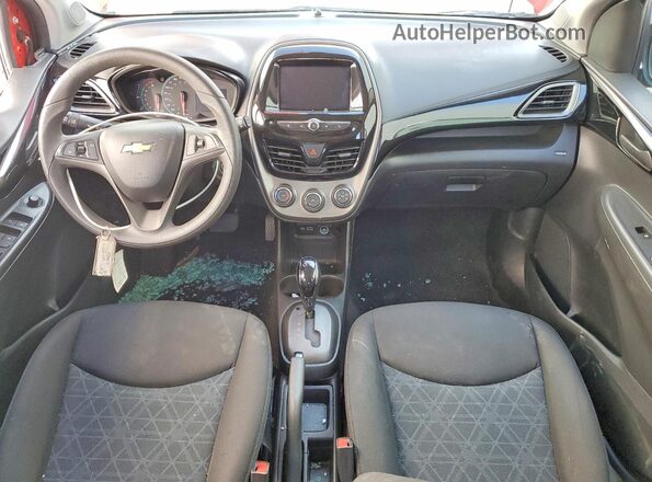 KL8CD6SAXNC014402 2022 CHEVROLET SPARK Red Вид панелі приладів