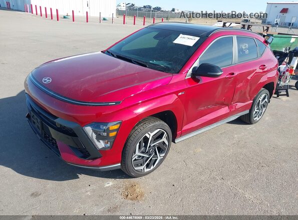 KM8HACA38RU111438 2024 HYUNDAI KONA Red წინა მარცხენა ხედი სამი მეოთხედიდან