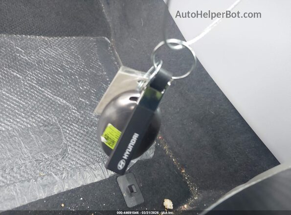 KM8HACAB7SU218932 2025 HYUNDAI KONA Белый Вид панели приборов
