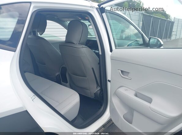 KM8HACAB7SU218932 2025 HYUNDAI KONA Белый Вид наклейки с VIN-кодом