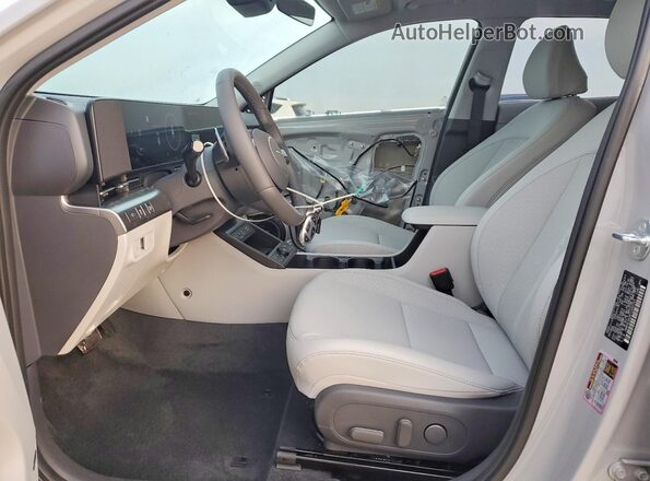 KM8HE3A36TU390707 2026 HYUNDAI KONA Gray წინა სალონის ხედი