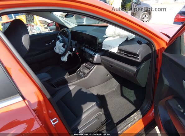 KM8HECA33TU431987 2026 HYUNDAI KONA Оранжевый Вид салона спереди