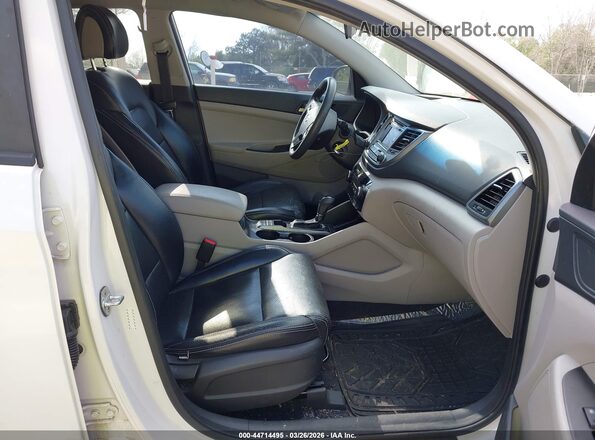 KM8J23A44JU629476 2018 HYUNDAI TUCSON White Widok wnętrza z przodu