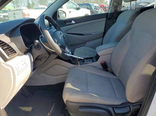 KM8J23A4XMU305551 2021 HYUNDAI TUCSON White Vista interior delantera