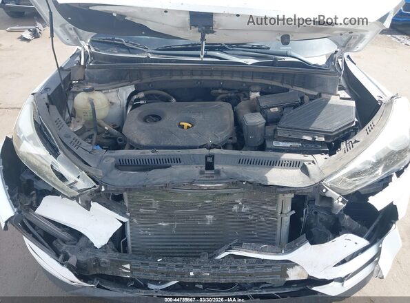KM8J33A44HU534715 2017 HYUNDAI TUCSON White Հետևի տեսք