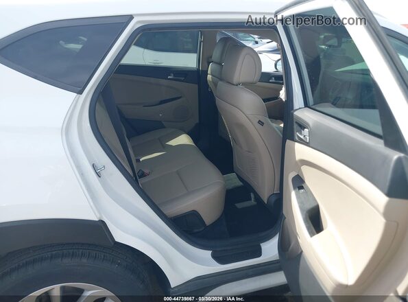 KM8J33A44HU534715 2017 HYUNDAI TUCSON White VIN կոդի պիտակի տեսք
