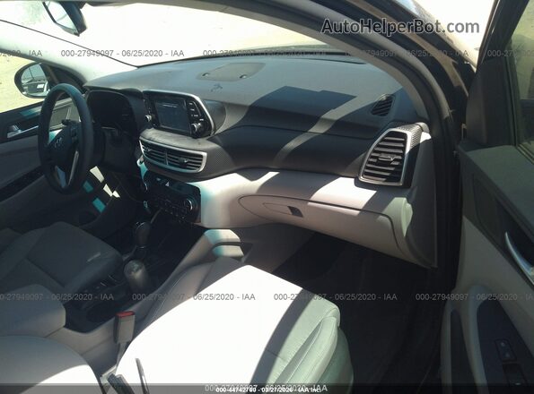 KM8J33AL4KU982838 2019 HYUNDAI TUCSON Black Front interior view