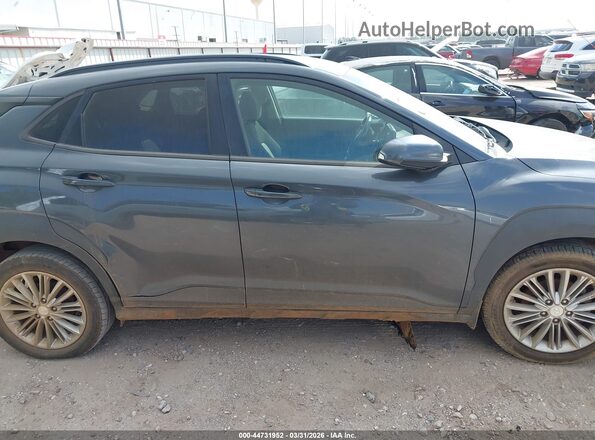 KM8K22AAXMU611444 2021 HYUNDAI KONA Серый Вид задней части салона