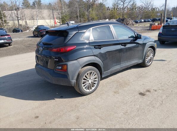 KM8K2CAA2JU105706 2018 HYUNDAI KONA Черный Задняя правая четверть