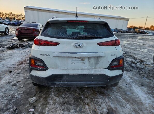 KM8K2CAA7JU074808 2018 HYUNDAI KONA White Вид ззаду