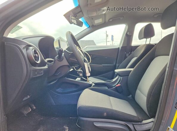 KM8K2CAB8NU918773 2022 HYUNDAI KONA Gray Вид салону спереду