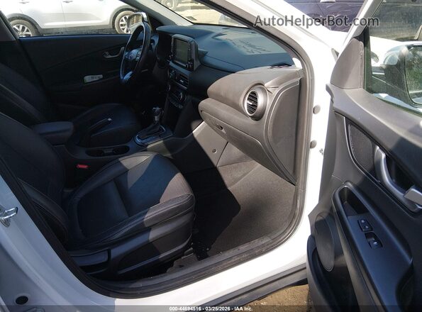 KM8K53A58LU454852 2020 HYUNDAI KONA White წინა სალონის ხედი