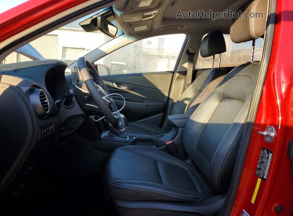 KM8K5CA50MU739966 2021 HYUNDAI KONA Red წინა სალონის ხედი