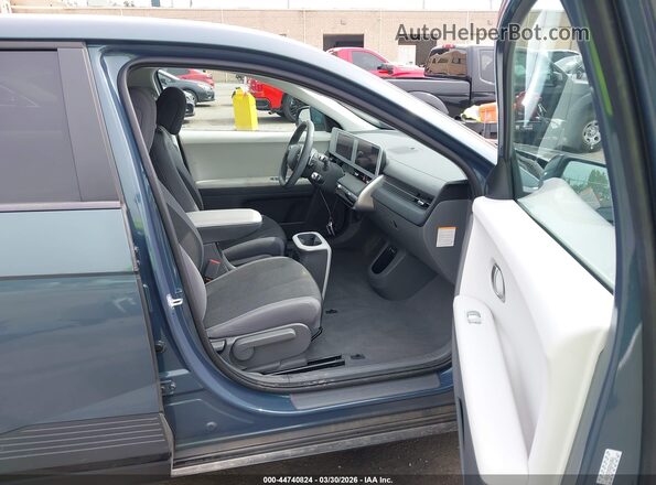 KM8KM4DB3RU234389 2024 HYUNDAI IONIQ 5 Gray Front interior view