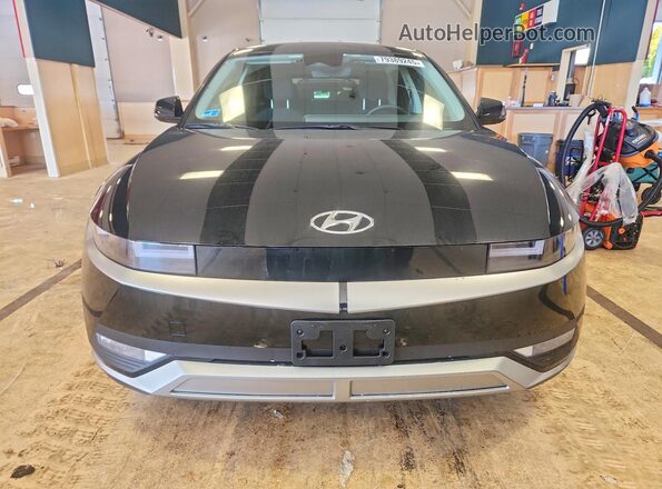 KM8KMDAF6PU135800 2023 HYUNDAI IONIQ Black Вид спереду