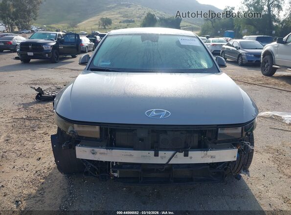 KM8KNDAF7NU049700 2022 HYUNDAI IONIQ 5 Gray Widok wnętrza z tyłu