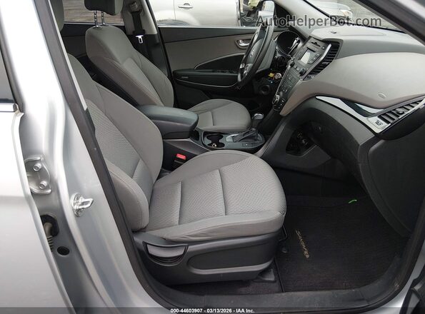 KM8SMDHF2GU135153 2016 HYUNDAI SANTA FE Silver Widok wnętrza z przodu