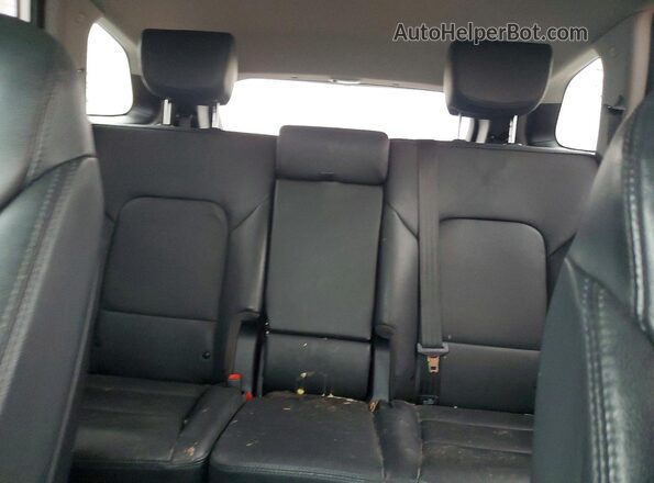 KM8SN4HF9KU307619 2019 HYUNDAI SANTA White Vista de los asientos traseros