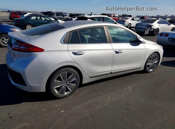 KMHC05LC3HU018217 2017 HYUNDAI IONIQ Silver Rear right