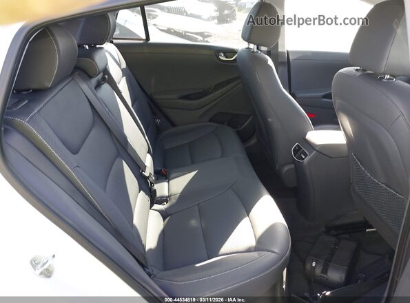 KMHC05LCXKU134232 2019 HYUNDAI IONIQ HYBRID White Vista de la etiqueta del VIN