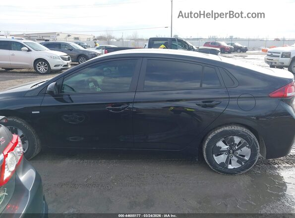 KMHC65LC0HU030078 2017 HYUNDAI IONIQ HYBRID Black Widok wnętrza 360 stopni