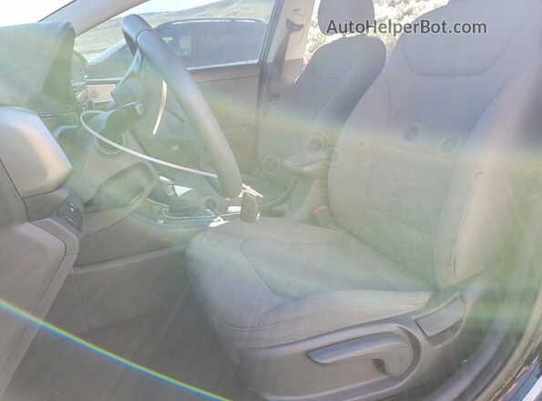 KMHC65LC0LU227938 2020 HYUNDAI IONIQ Черный Вид салона спереди